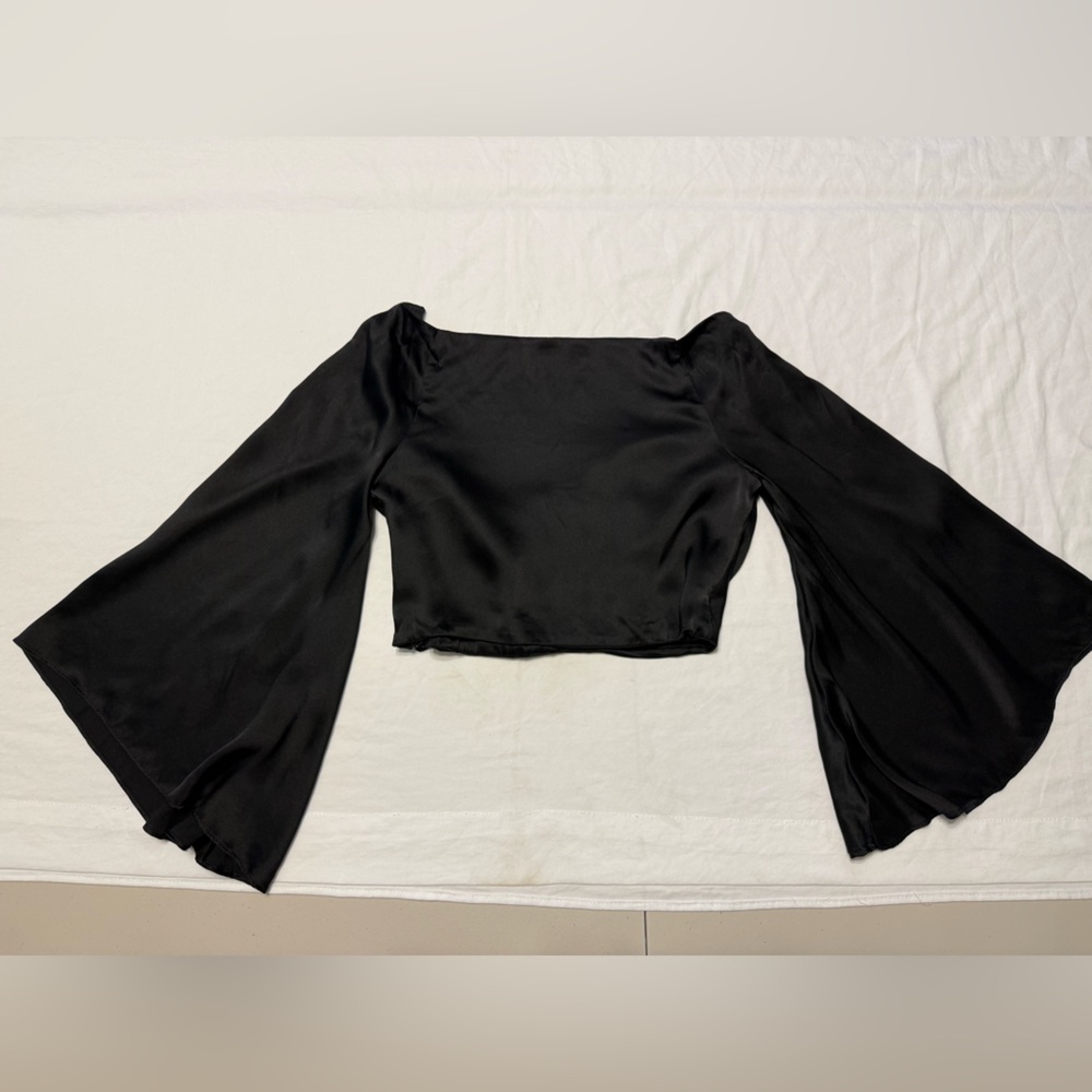 Jeniffer Hope Silk Crop Blouse Black Bell Sleeve Dark Romantic Whimsigoth witchy - Picture 9 of 9